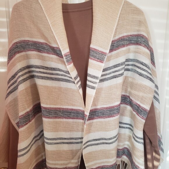 Cape Scarf - Picture 3 of 7